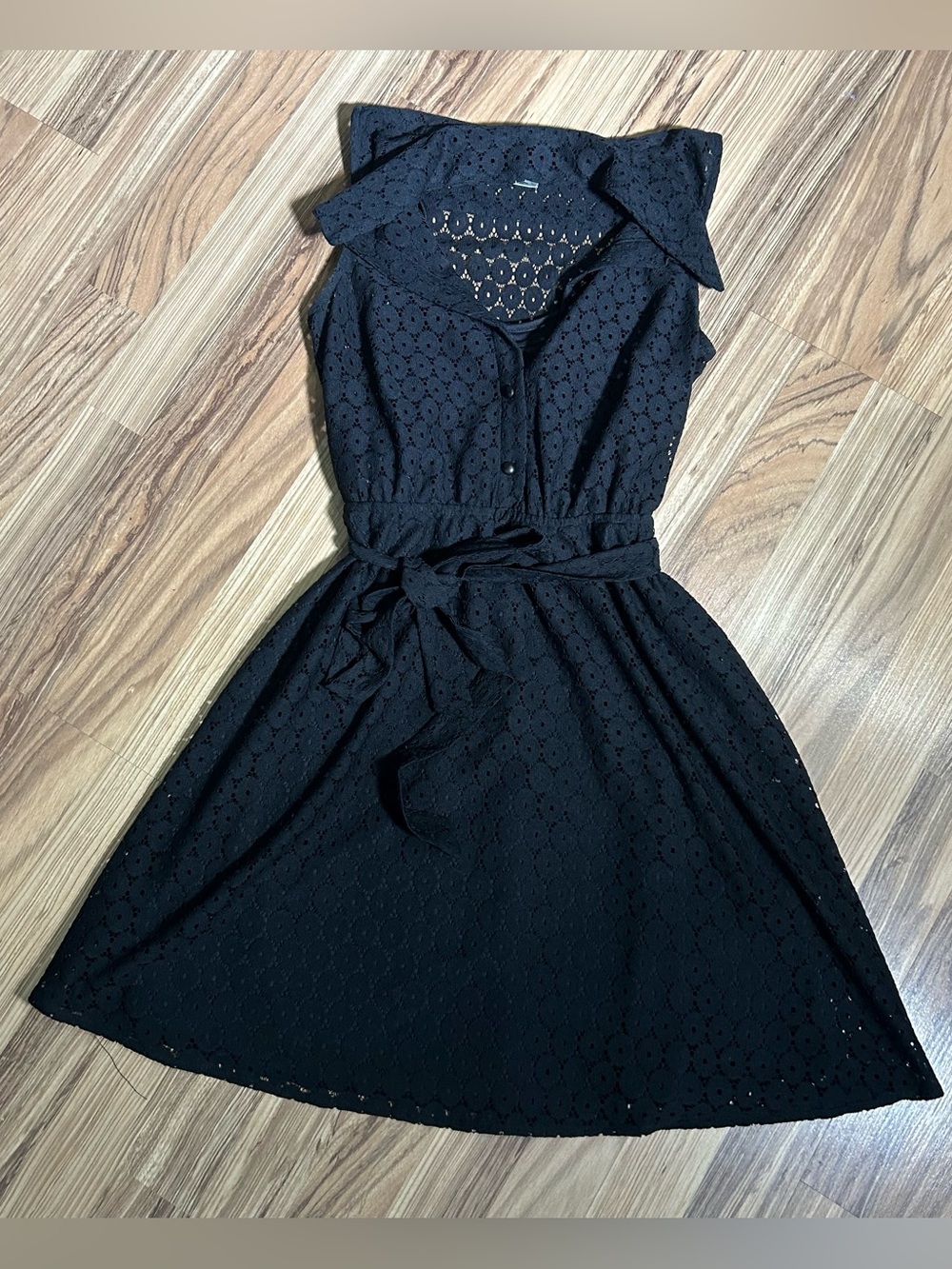 Emma And Michele Women's Dress Black Lace Size 4P Floral Built In Cami Lined